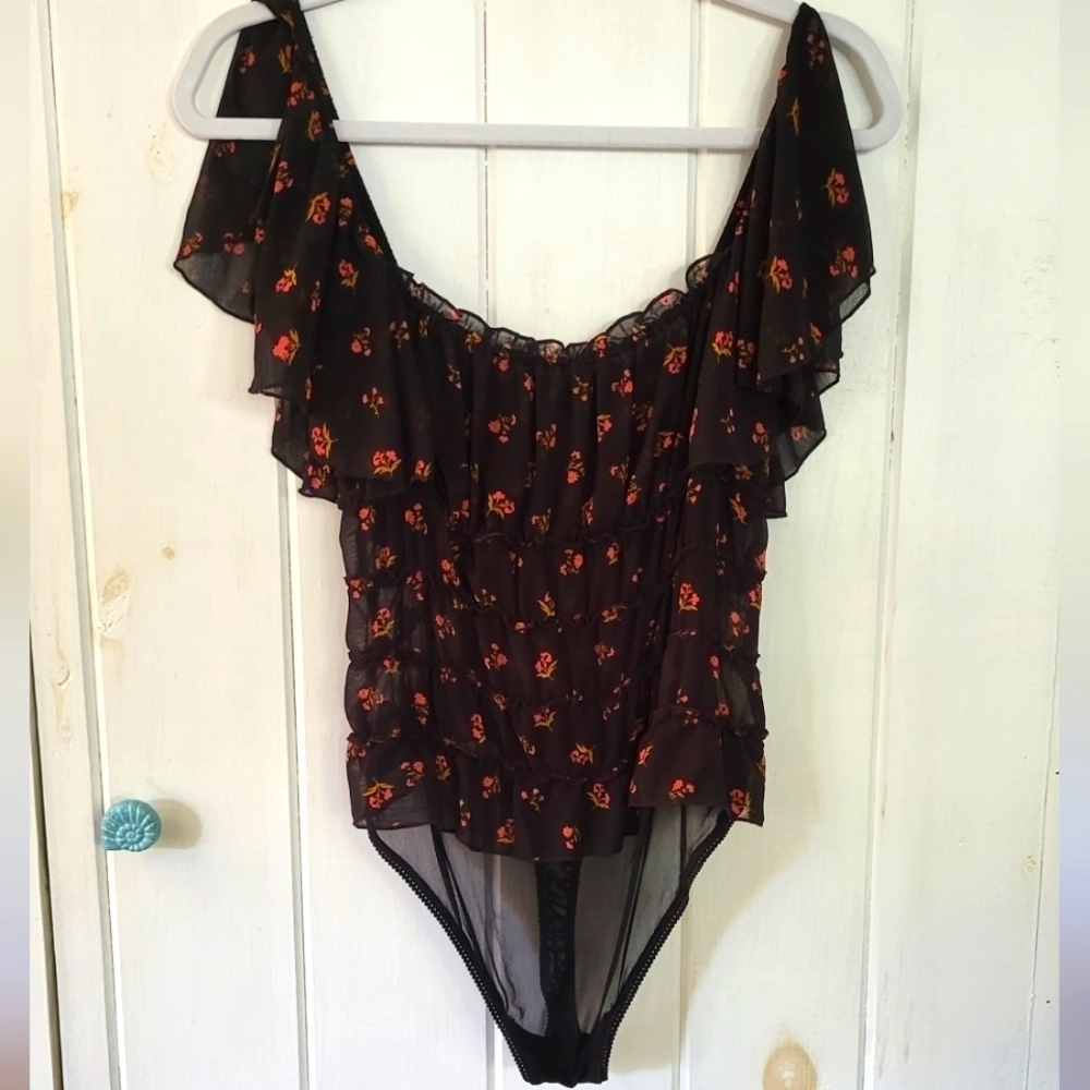 Free People Black Floral Bodysuit - Picture 2 of 14